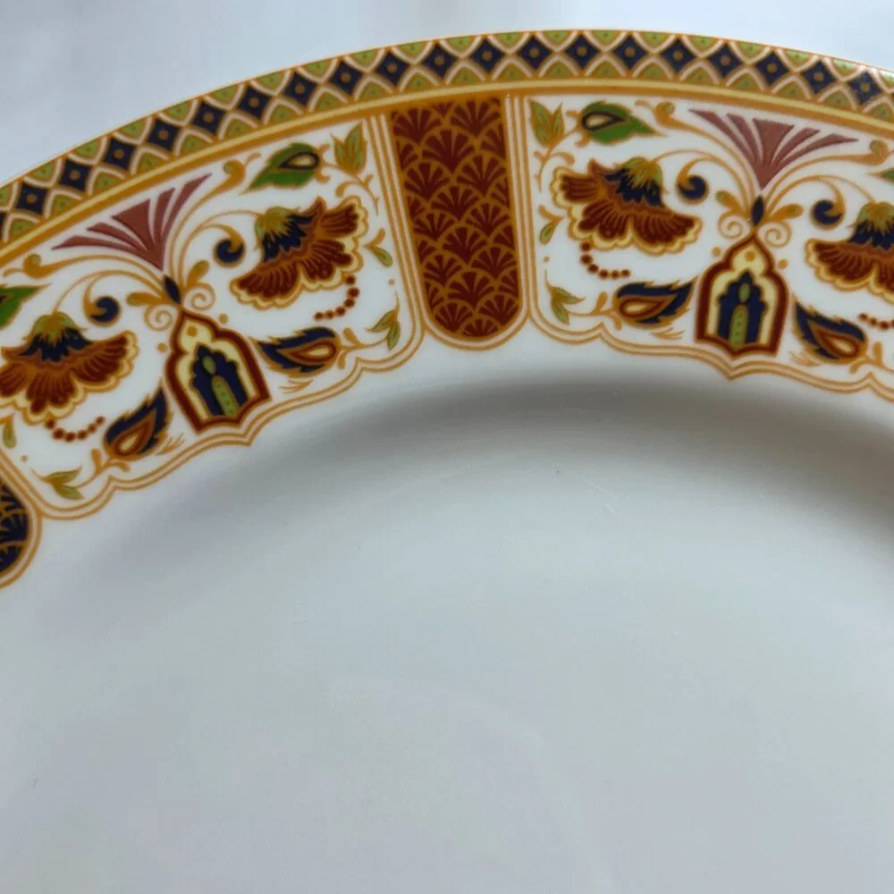 ONE Queens Imari 12 Inch Chop Plate Diamond Border with Floral Arches